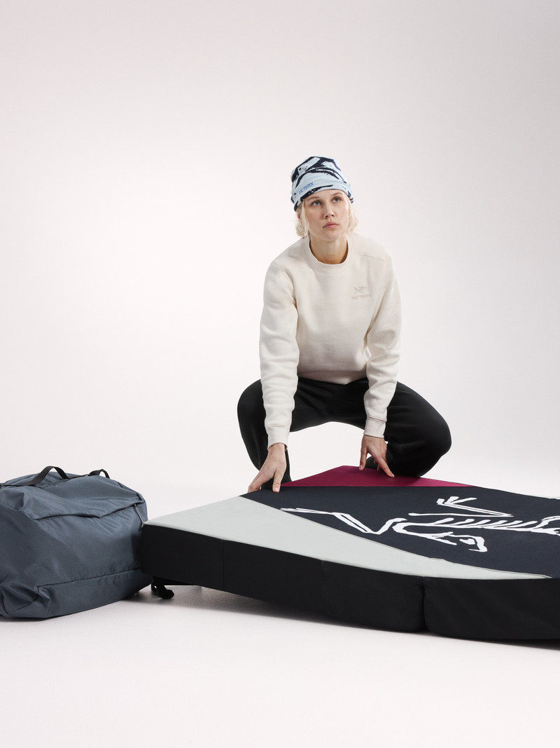 Arc'teryx Emblem Fleece Crew outlook