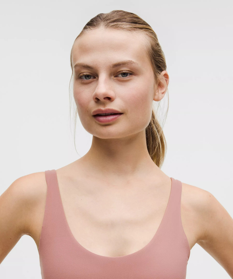 Nulu Twist-Front Scoop-Neck Bra *Light Support, B/C Cup 4