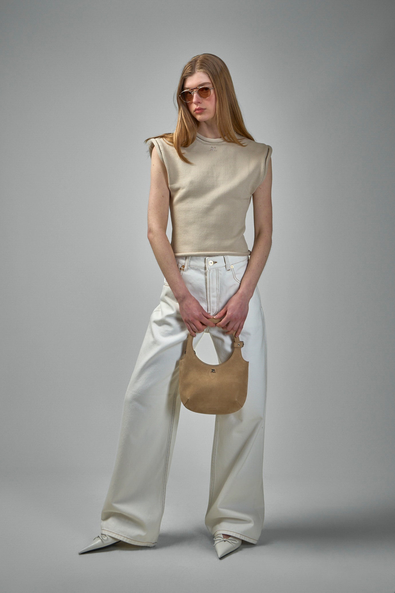 Cropped Sleeveless Sweater - 2