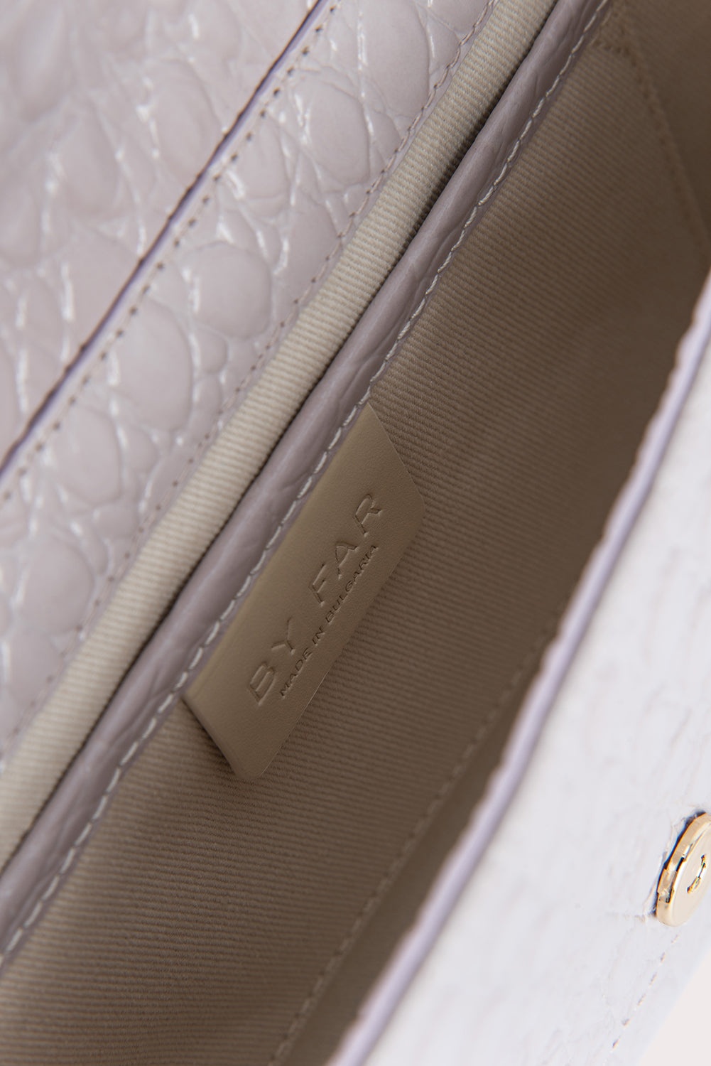 Miranda Dawn Circular Croco Embossed Leather - 7