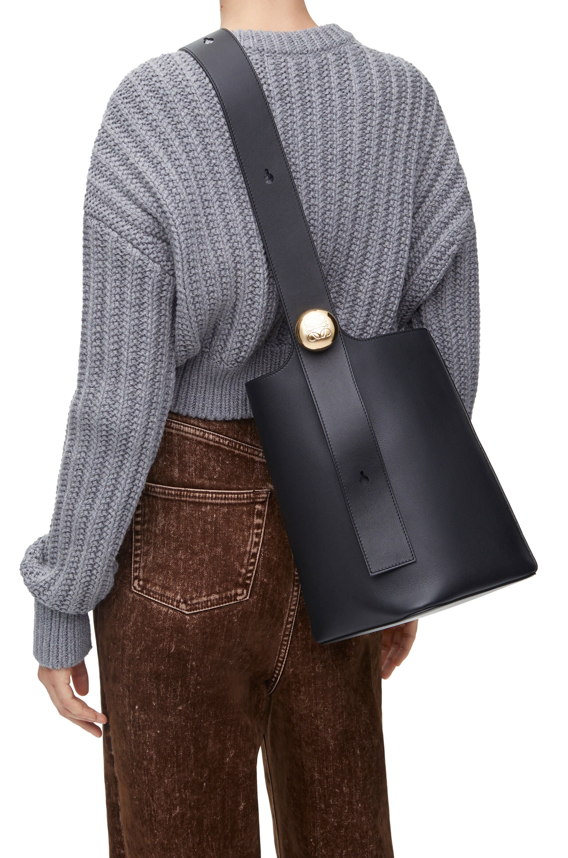 ショルダーバッグ・ポシェット LOEWE - Medium Pebble bucket in smooth calfskin Medium Pebble bucket in smooth calfskin Blue - LOEWE
