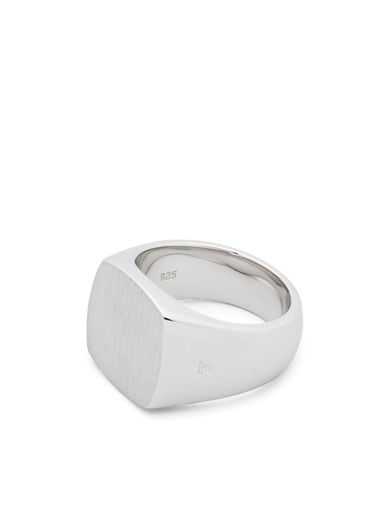 TOM WOOD Cushion Satin signet ring outlook