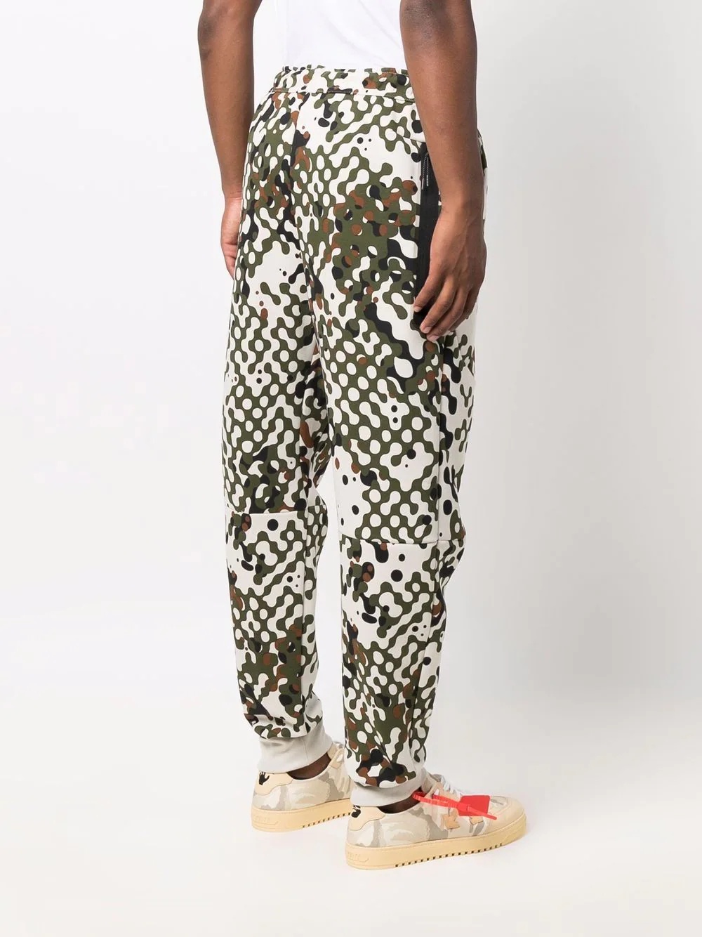 abstract camouflage-print joggers - 4