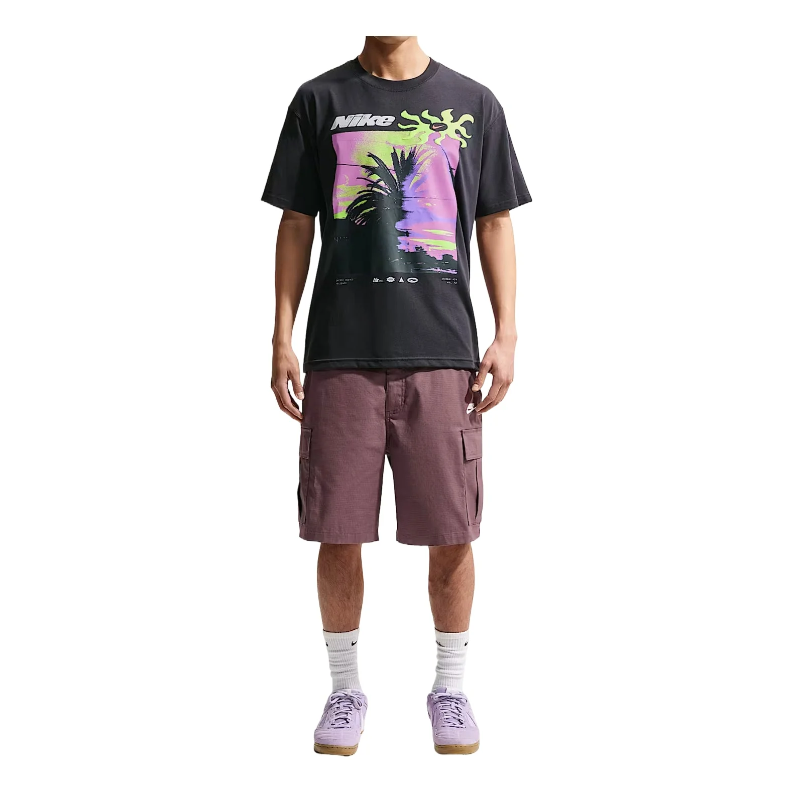Nike Sportswear T-Shirt Asia Sizing 'Black' IH1372-045 - 1