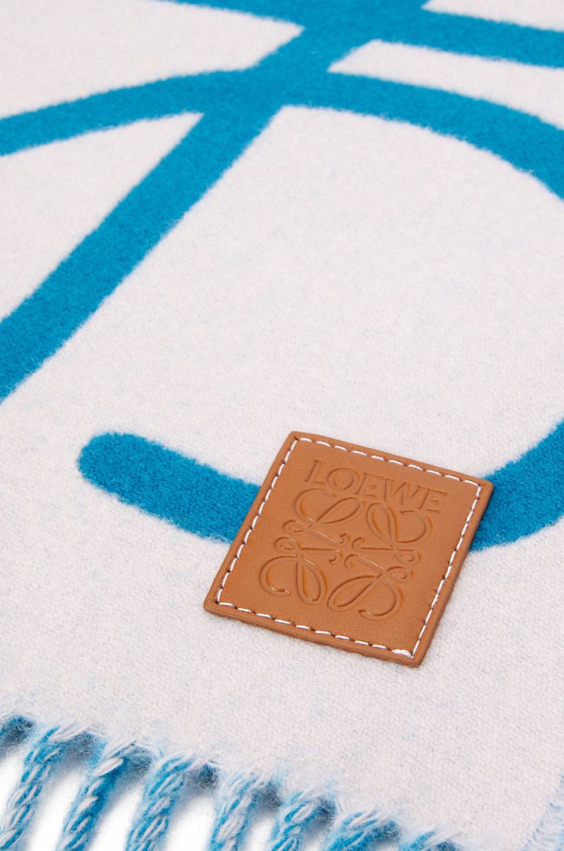 LOEWE scarf in wool and cashmere 5