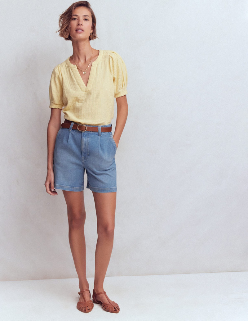 BODEN Pleat Front Denim Shorts-Light Vintage outlook