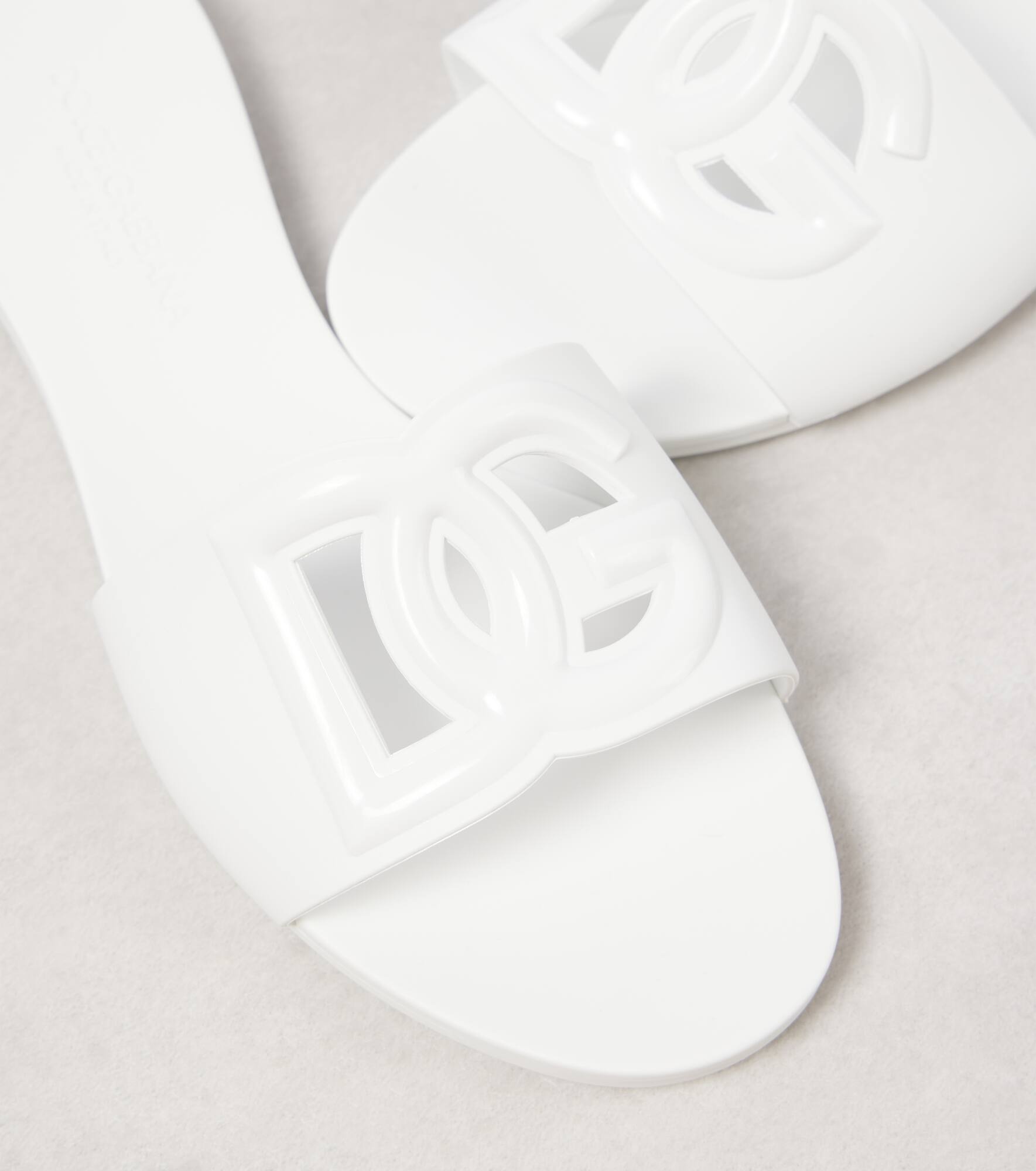 DG cutout rubber slides - 6