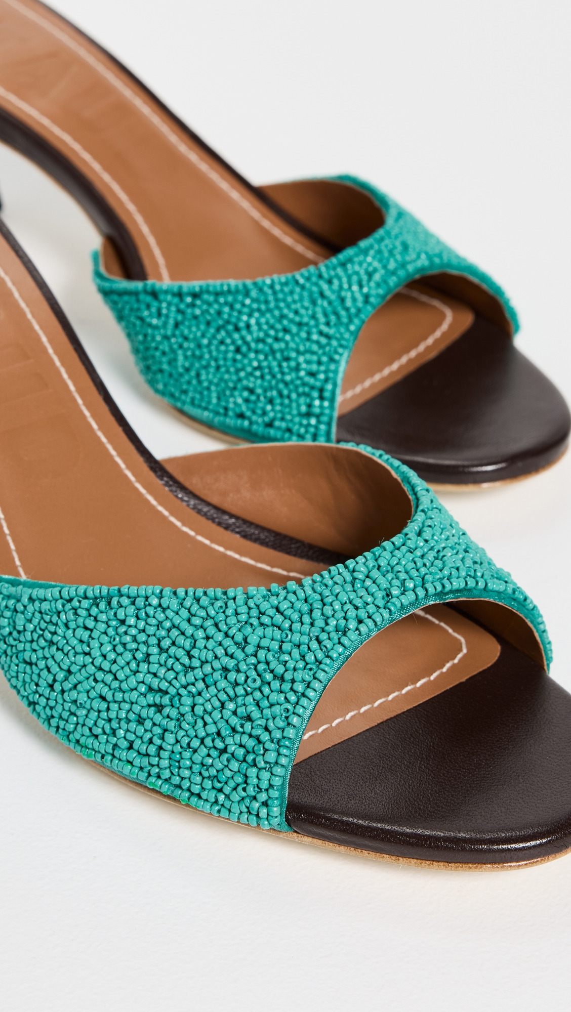 Brigitte Mules - 5