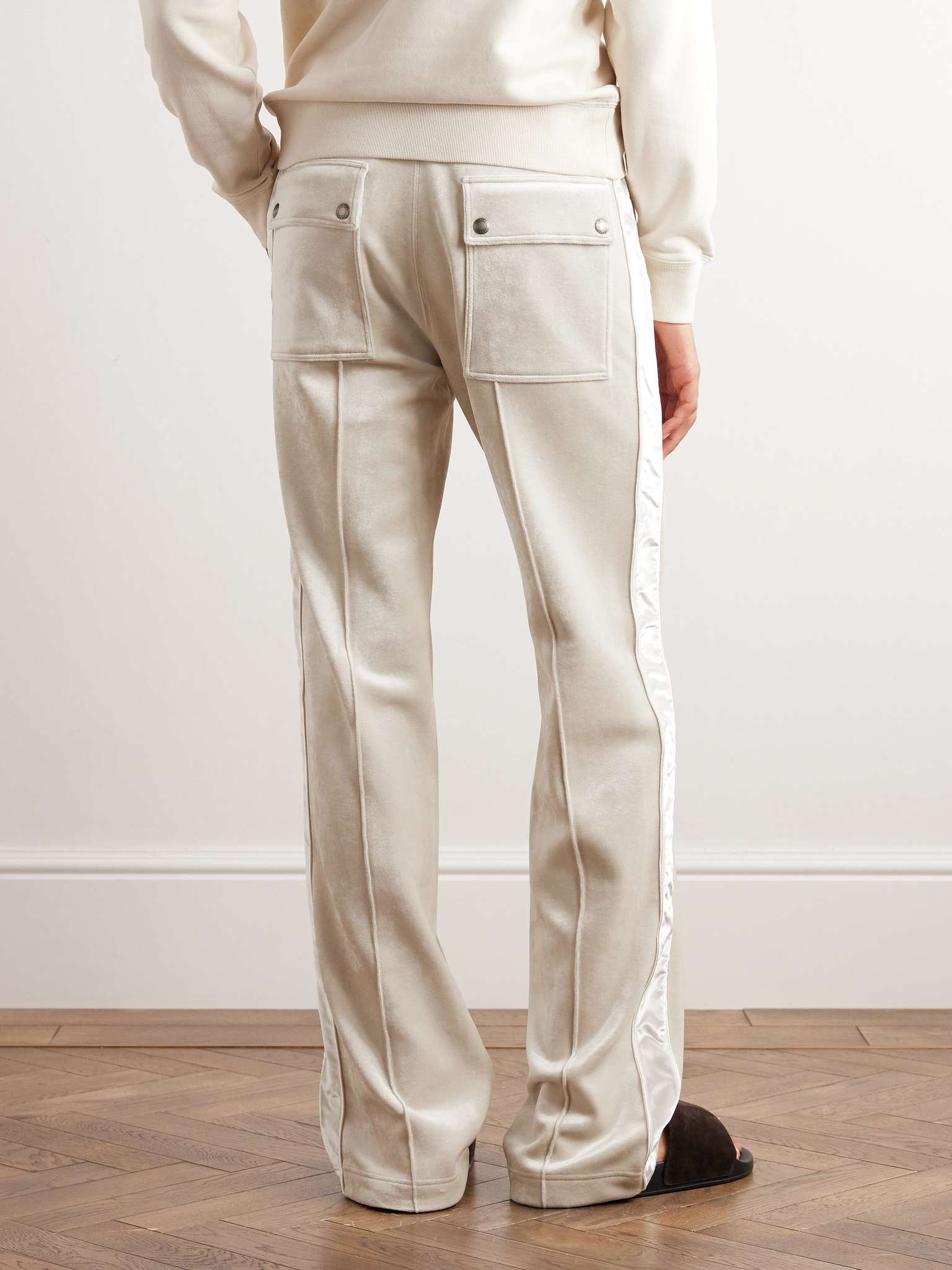 Wide-Leg Satin-Trimmed Velour Sweatpants - 4