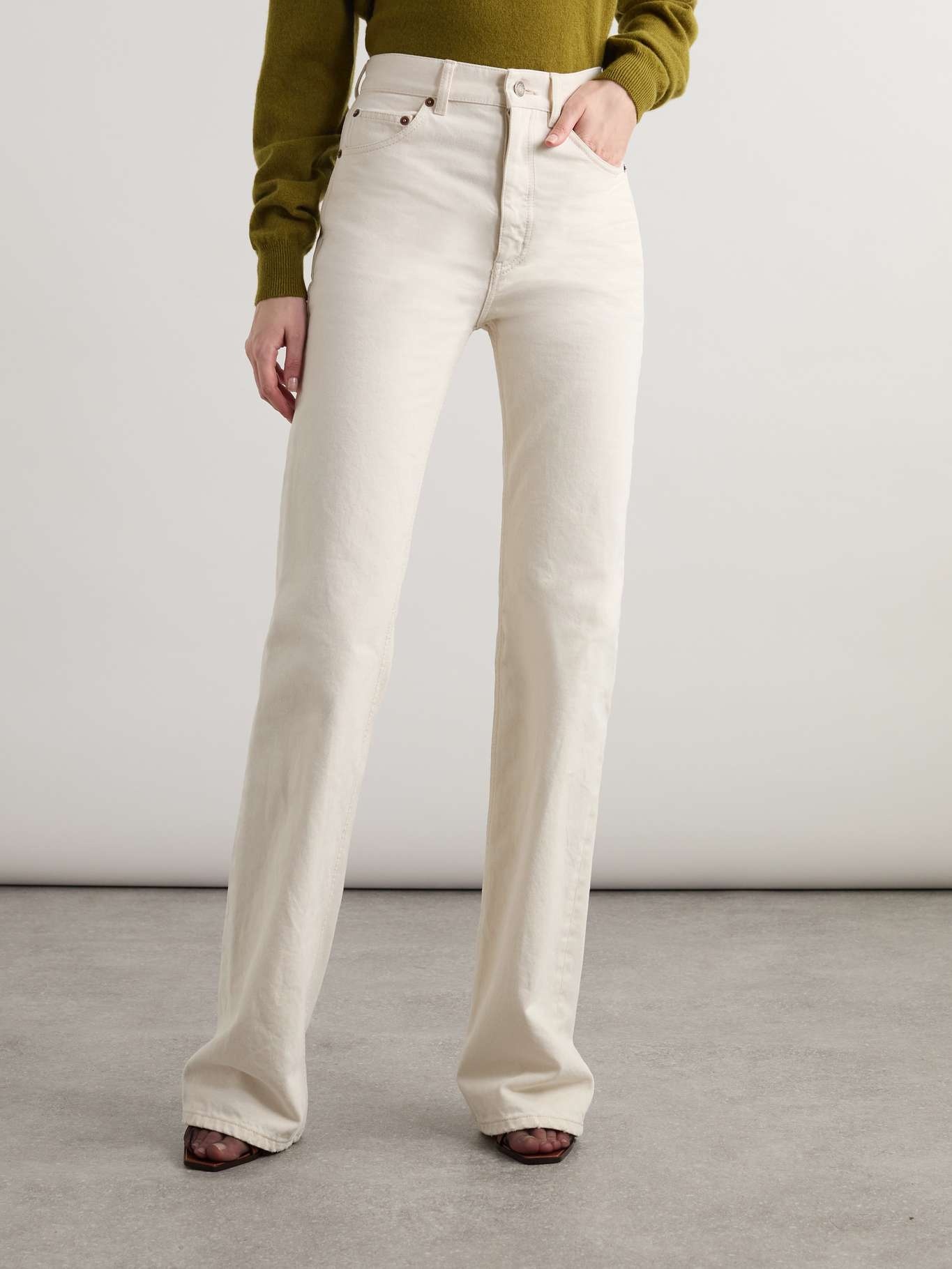 【Saint Laurent】70’S ジーンズ ホワイト SAINT LAURENT High-rise bootcut jeans Off-white | REVERSIBLE