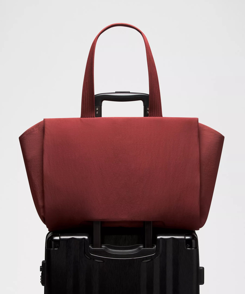 Triple Compartment Tote Bag 18L 10