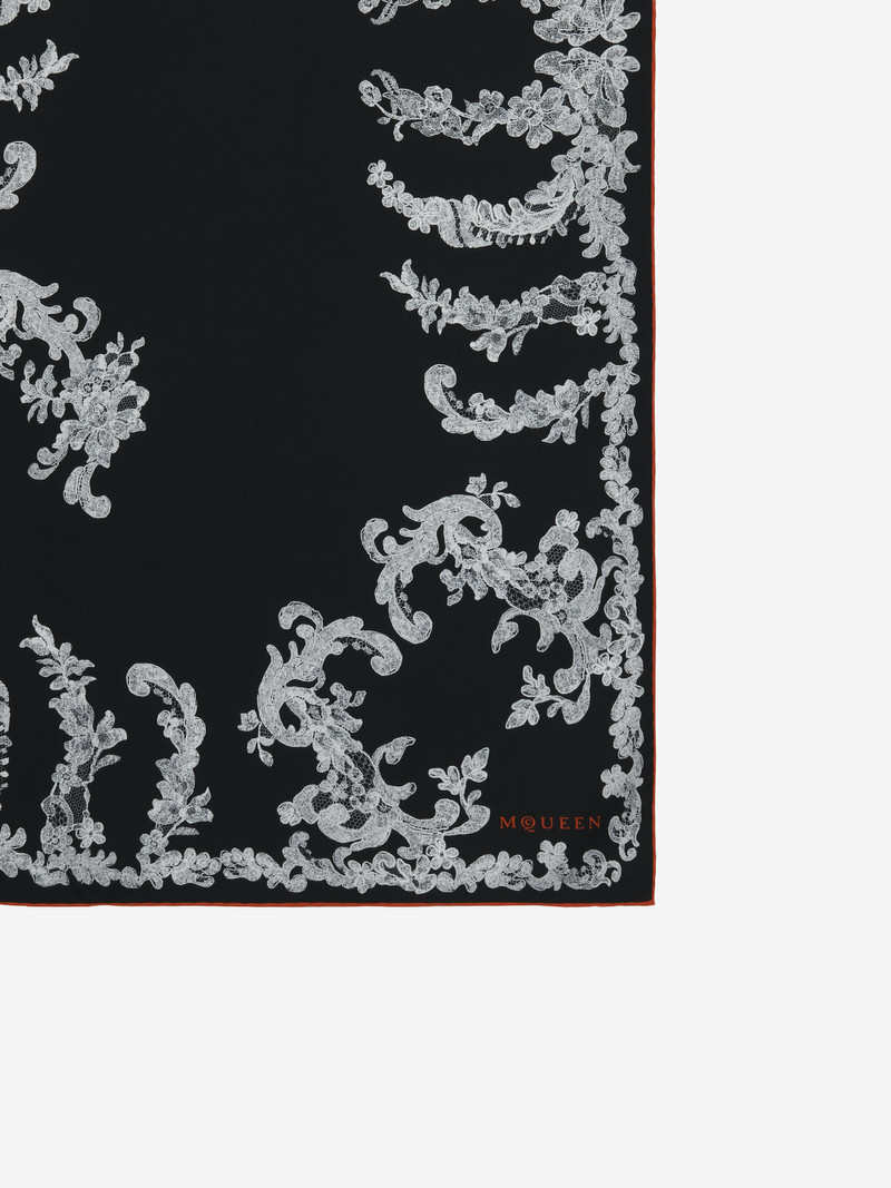 Lace Ribcage Foulard 3