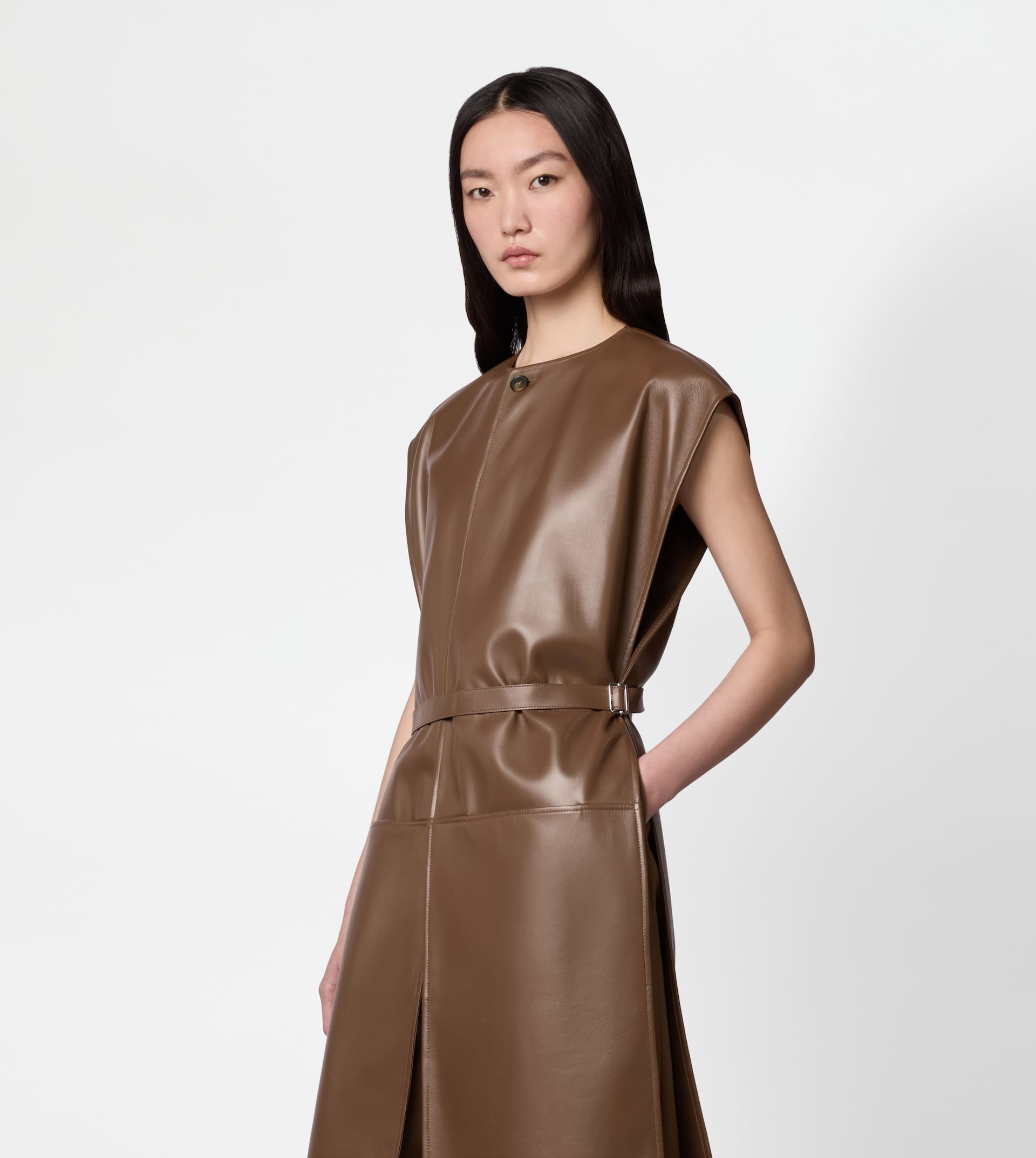 DRESS IN LEATHER - BROWN - 4