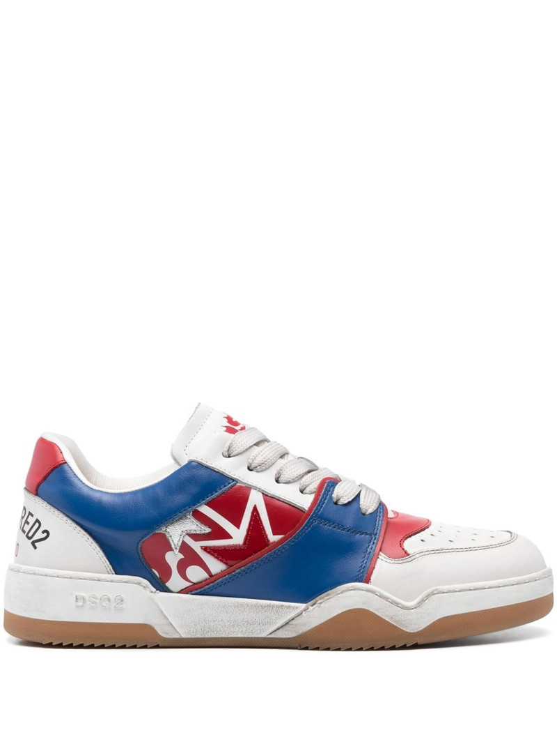 Spiker sneakers 1