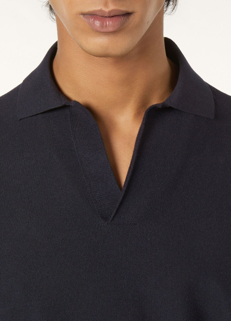 Buttonless Polo Shirt 3