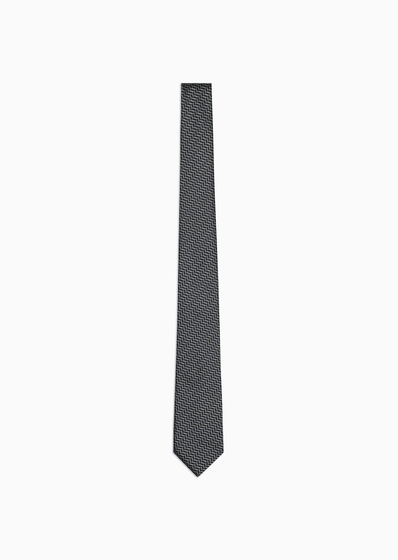 Silk tie with jacquard chevron motif - 1