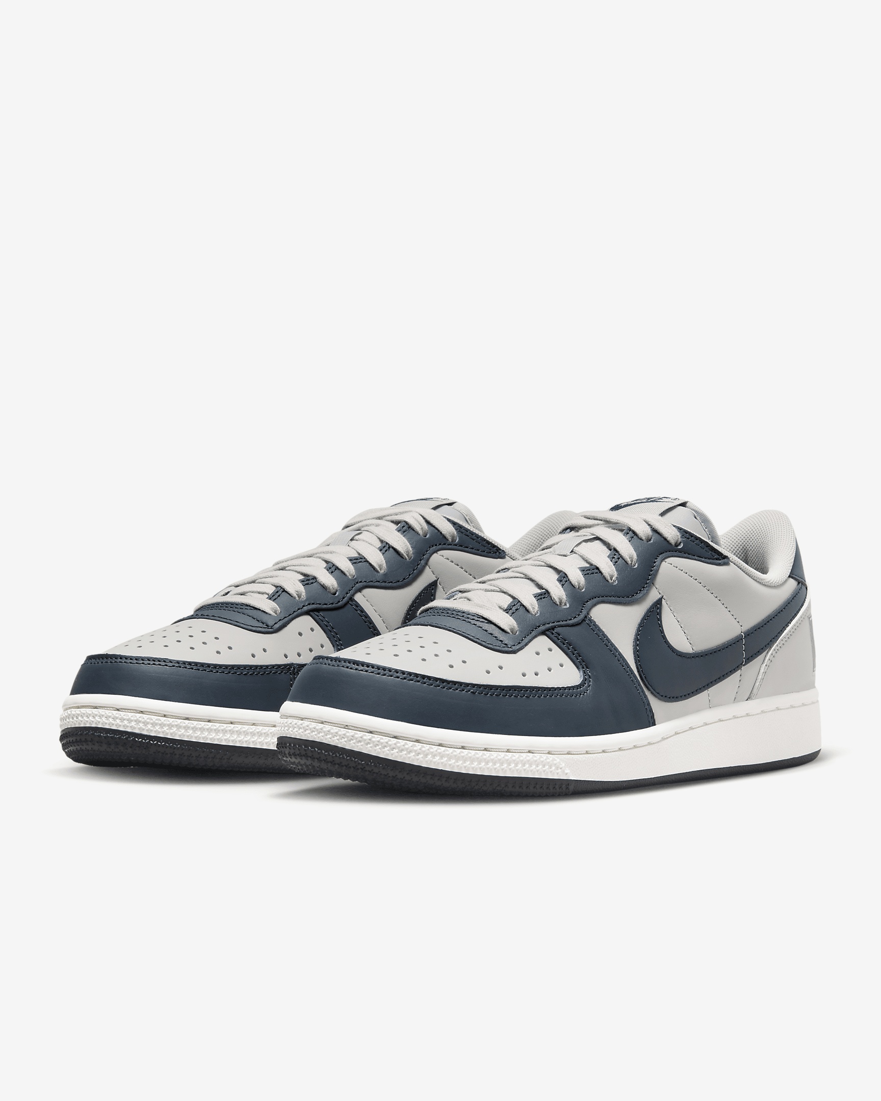Nike Terminator Low Shoes - 5