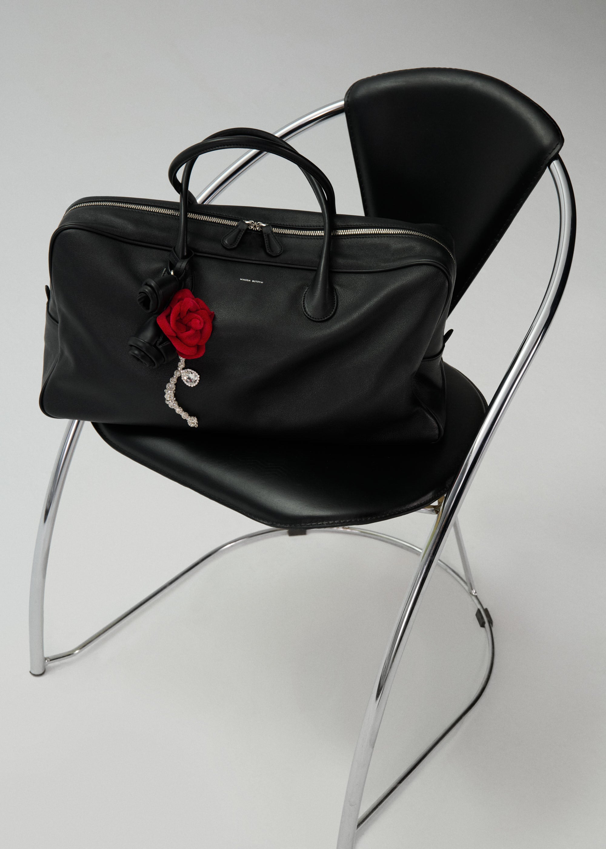 Velvet rose keychain in red - 3