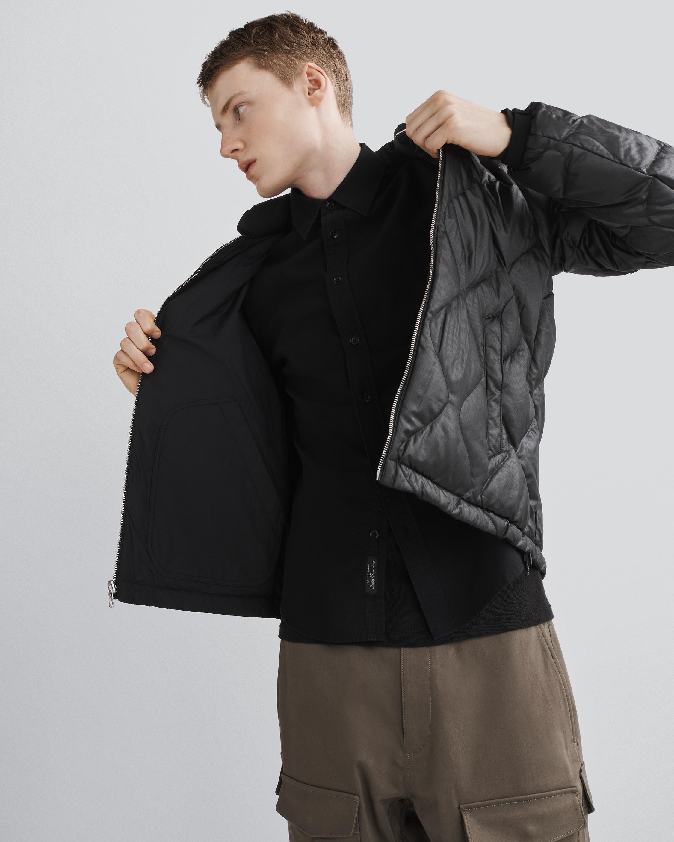 Eclipse Ripstop Reversible Jacket
Padded Oversized Fit - 8