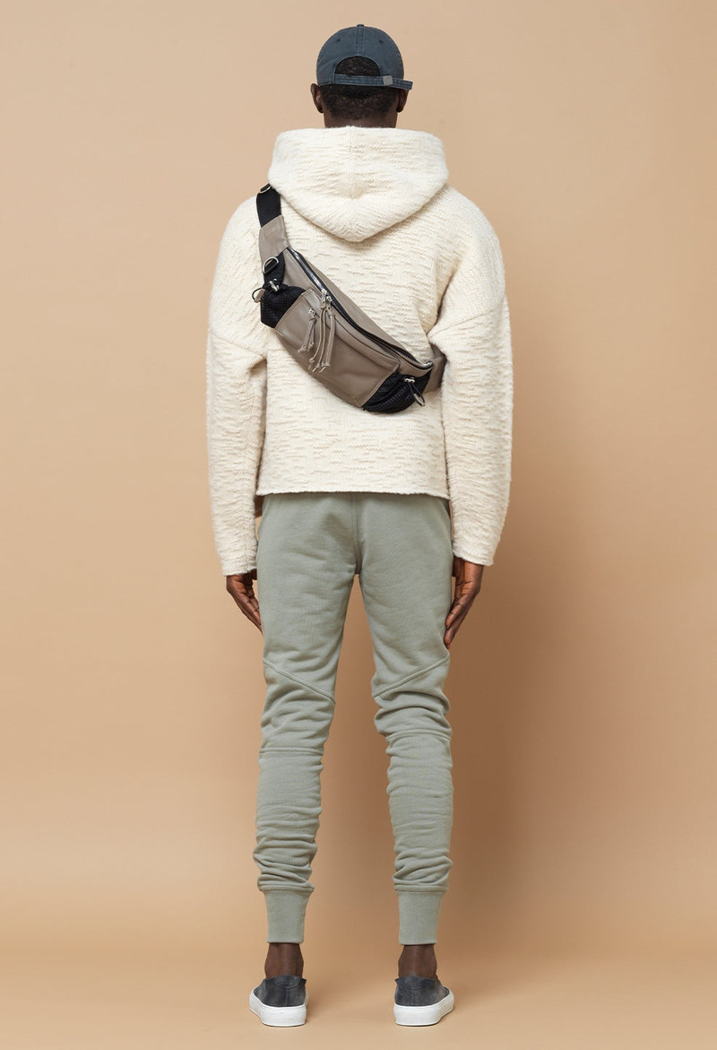 GLITCH JACQUARD PONCHO 5