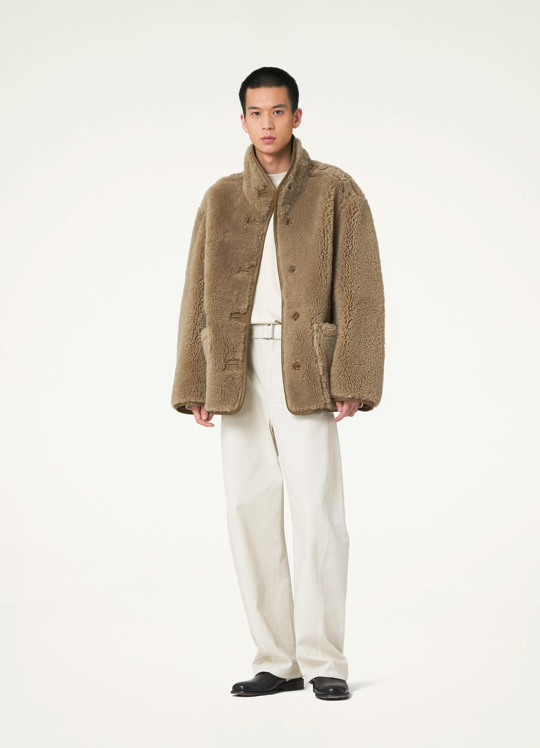 REVERSIBLE SHEARLING COAT
SHEEPSKIN - 5