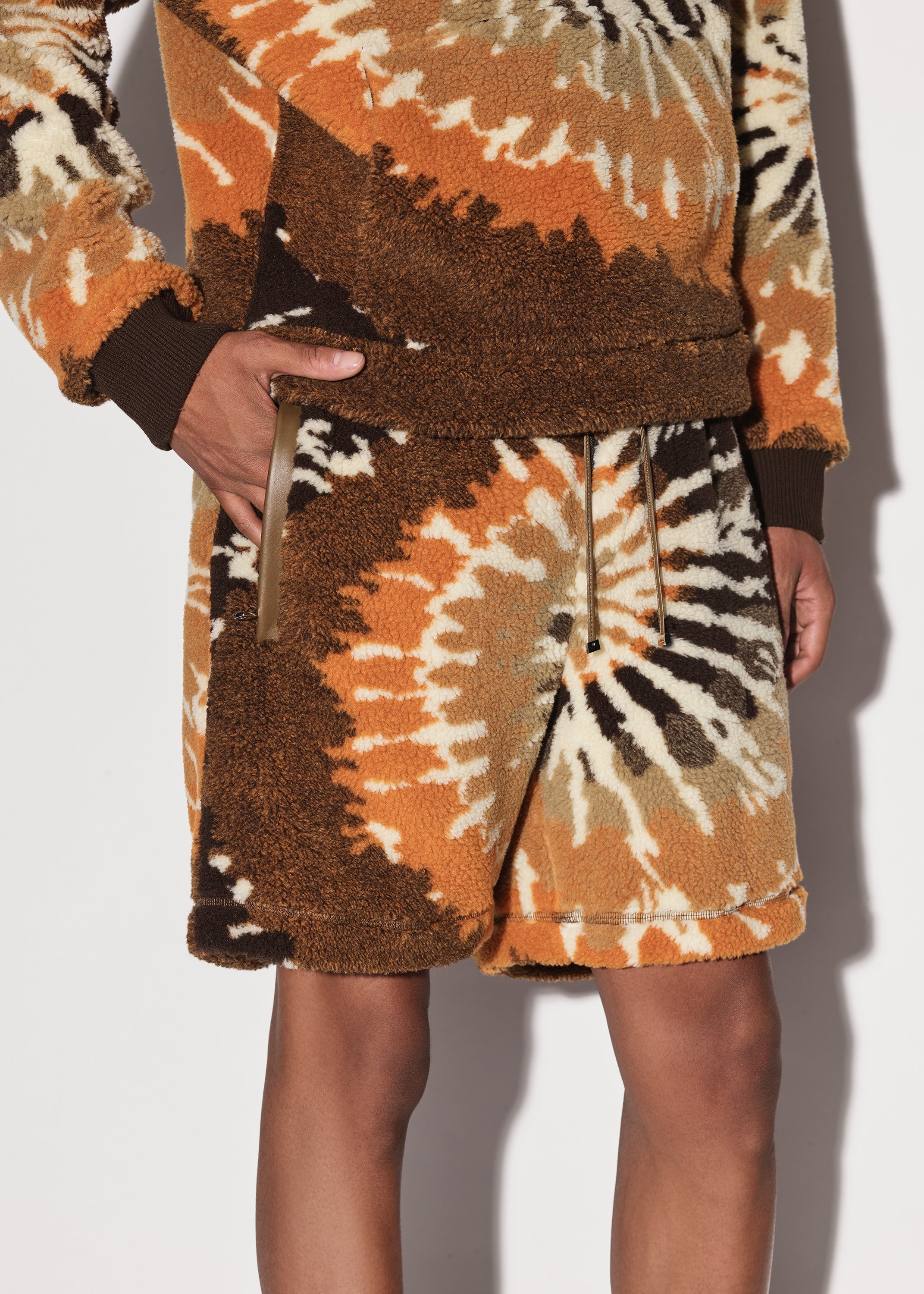 TIE DYE POLAR FLEECE SHORTS - 6