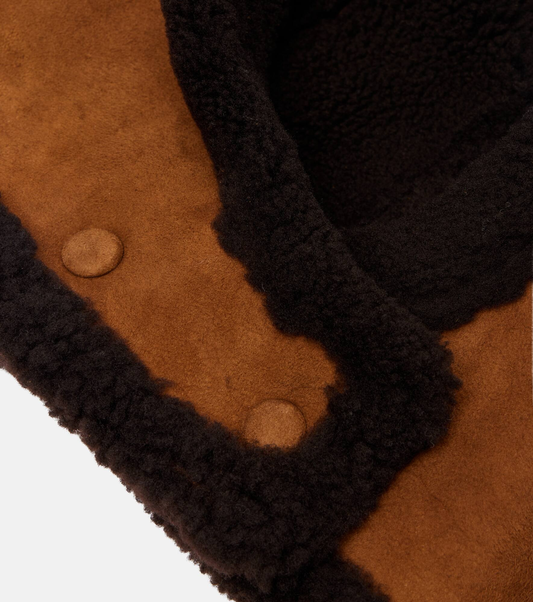 Shearling-trimmed suede hood - 3