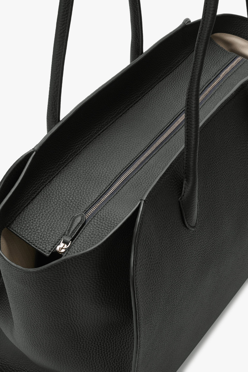 Marlo 17 Bag in Leather 4