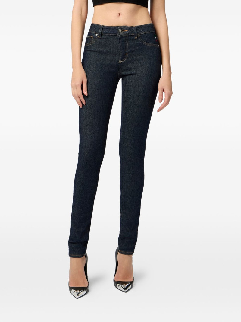belt-loop buttoned jeans 3