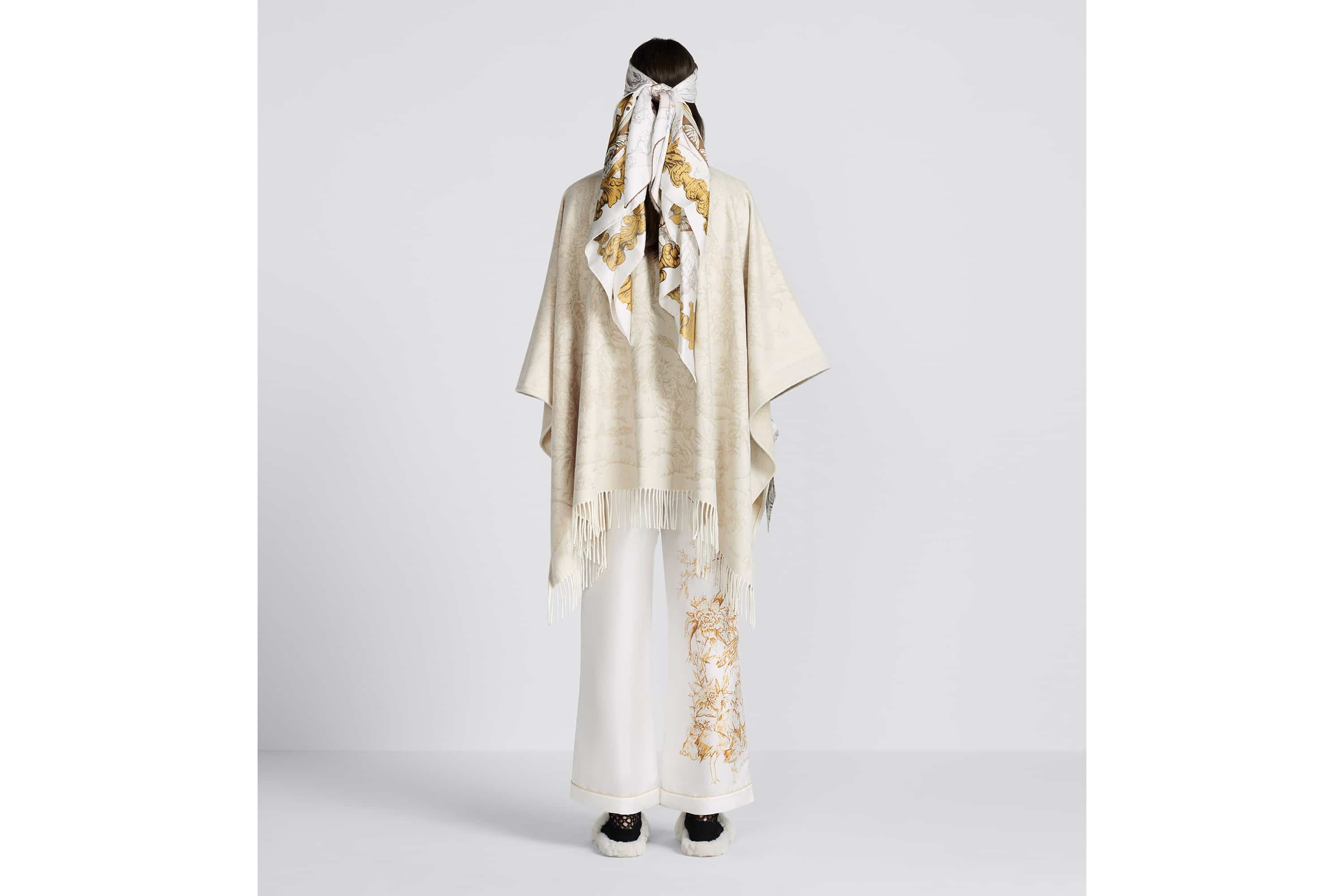 Dior Jardin d'Hiver Poncho - 7