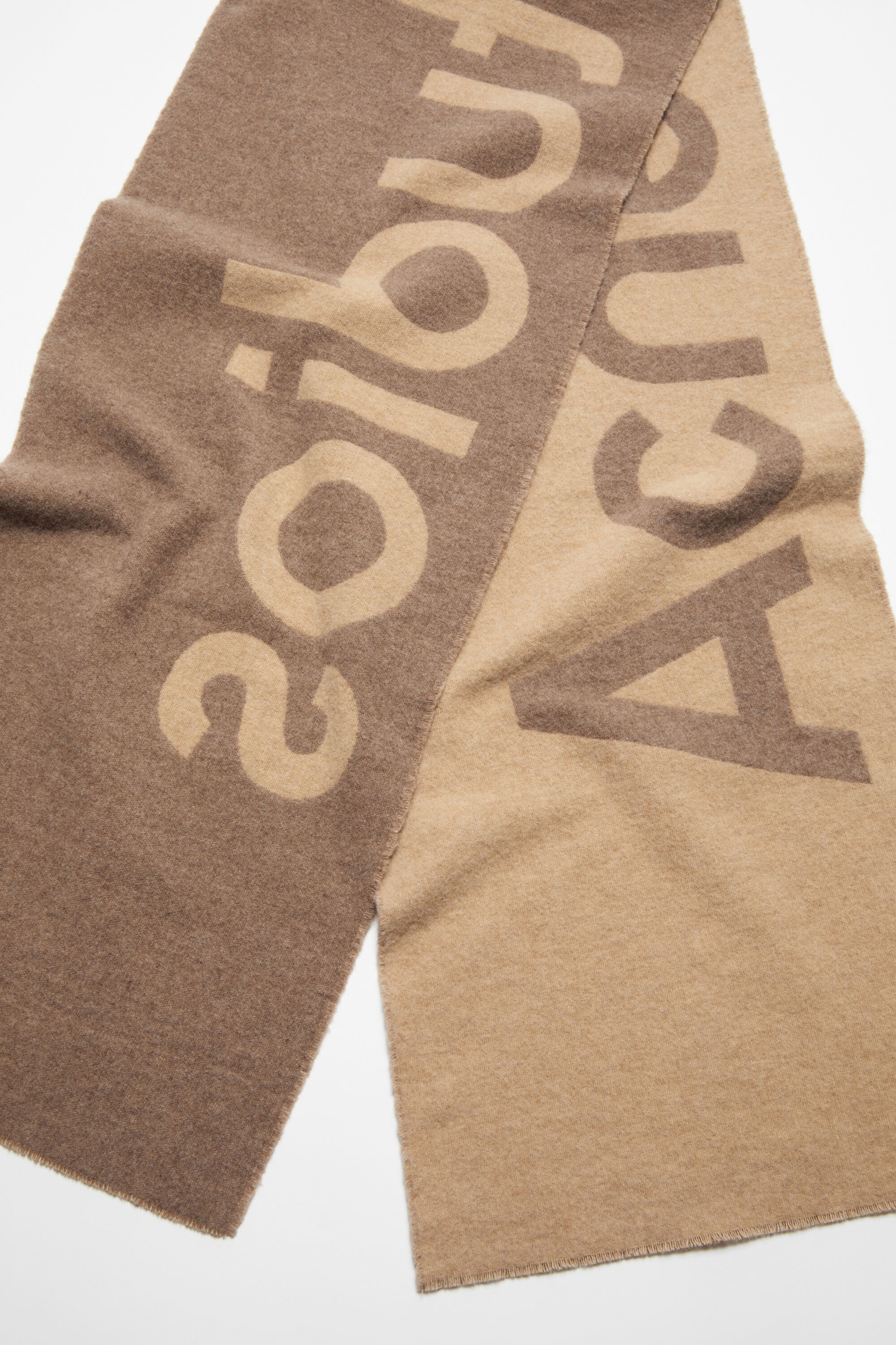 Logo jacquard scarf - Narrow - Camel brown - 4