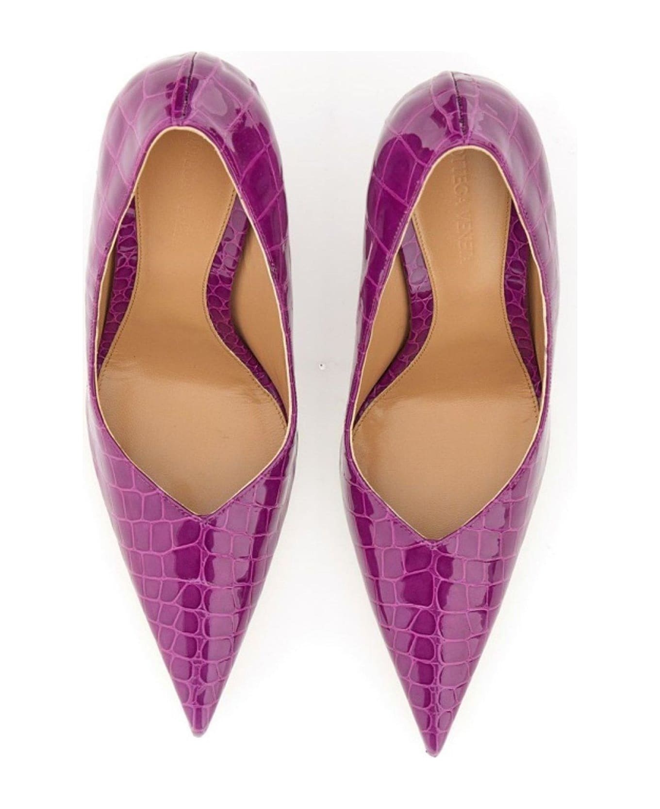 Embossed Punta Pumps - 5