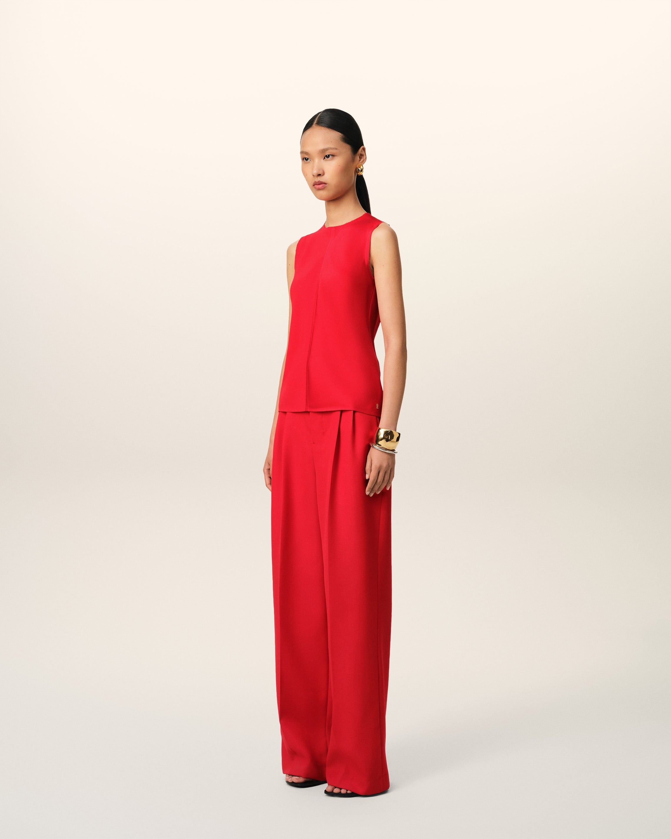 RED SLEEVELESS TOP - 6