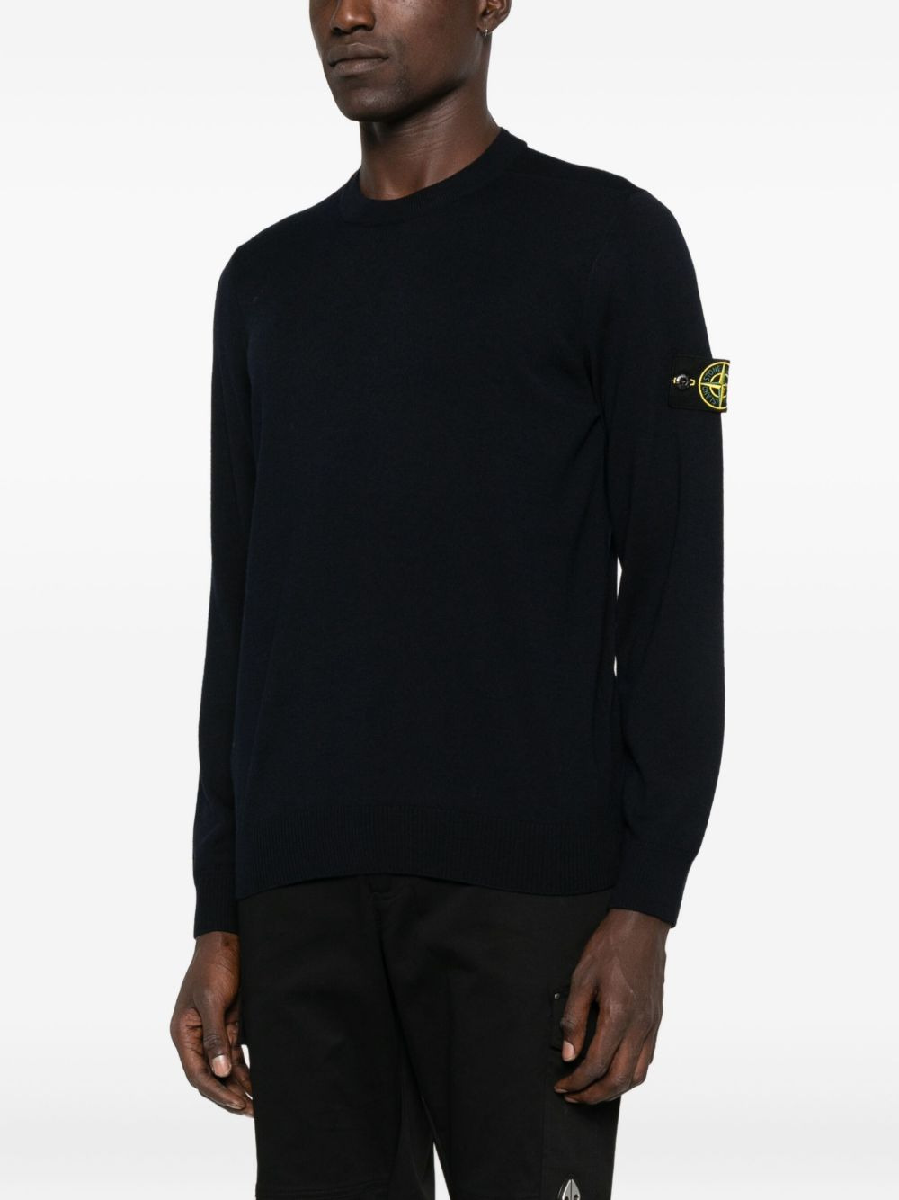 crew-neck logo-patch sweater - 3