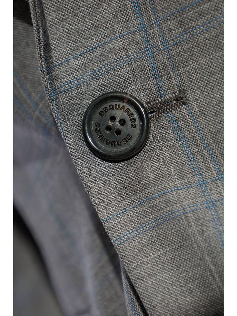 single-breasted suit 5