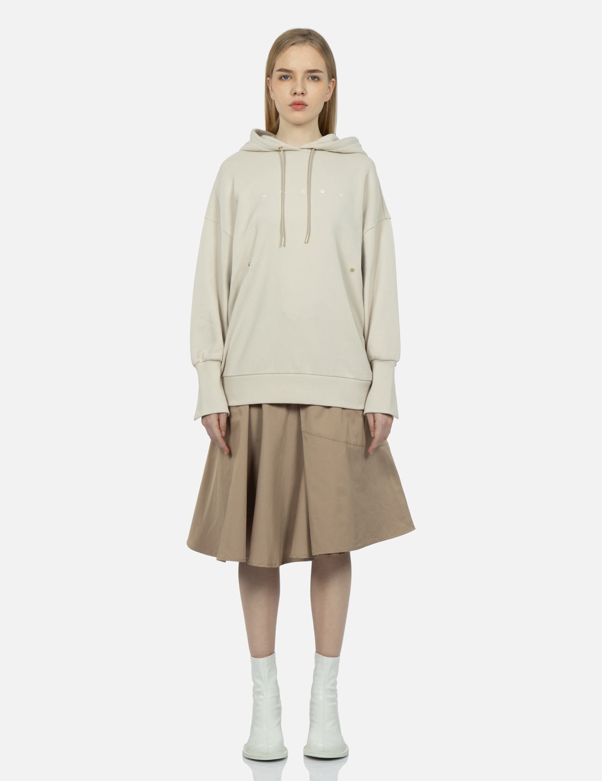 Logo Embroidery and Kamon Print Hoodie - 6