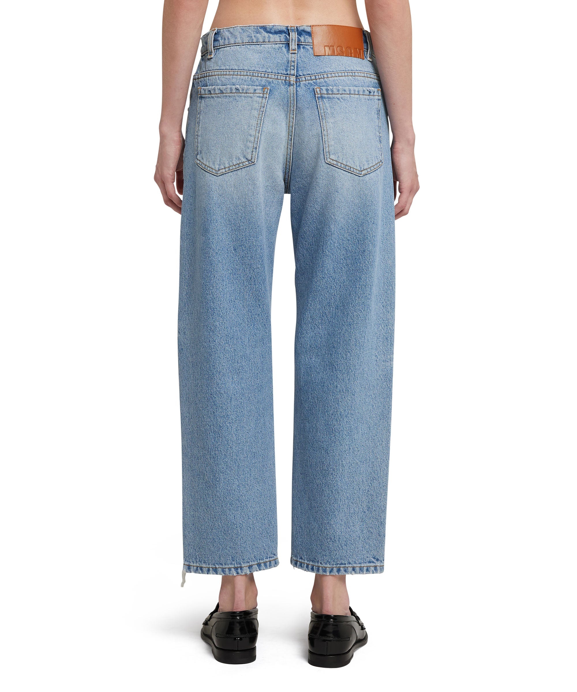 Blue denim pants wih 5 pockets and daisy rhinestone application - 3