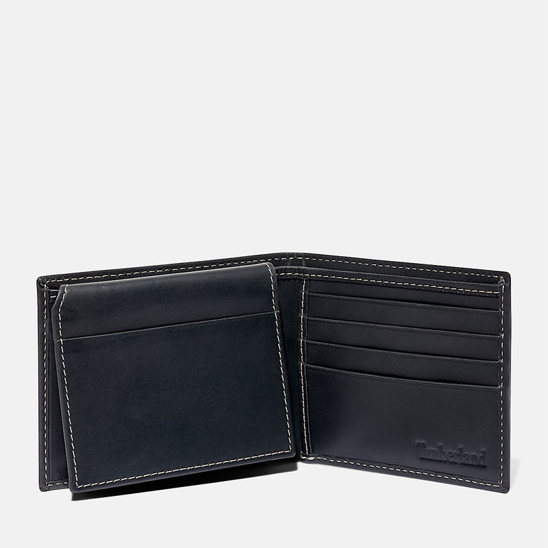 Timberland Men's Smooth Leather Wallet outlook