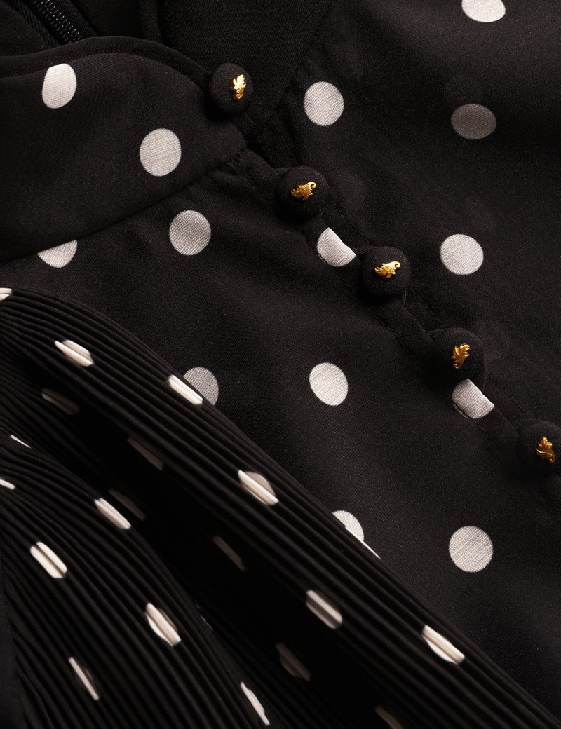 PLEATED BUTTON BLOUSE 6