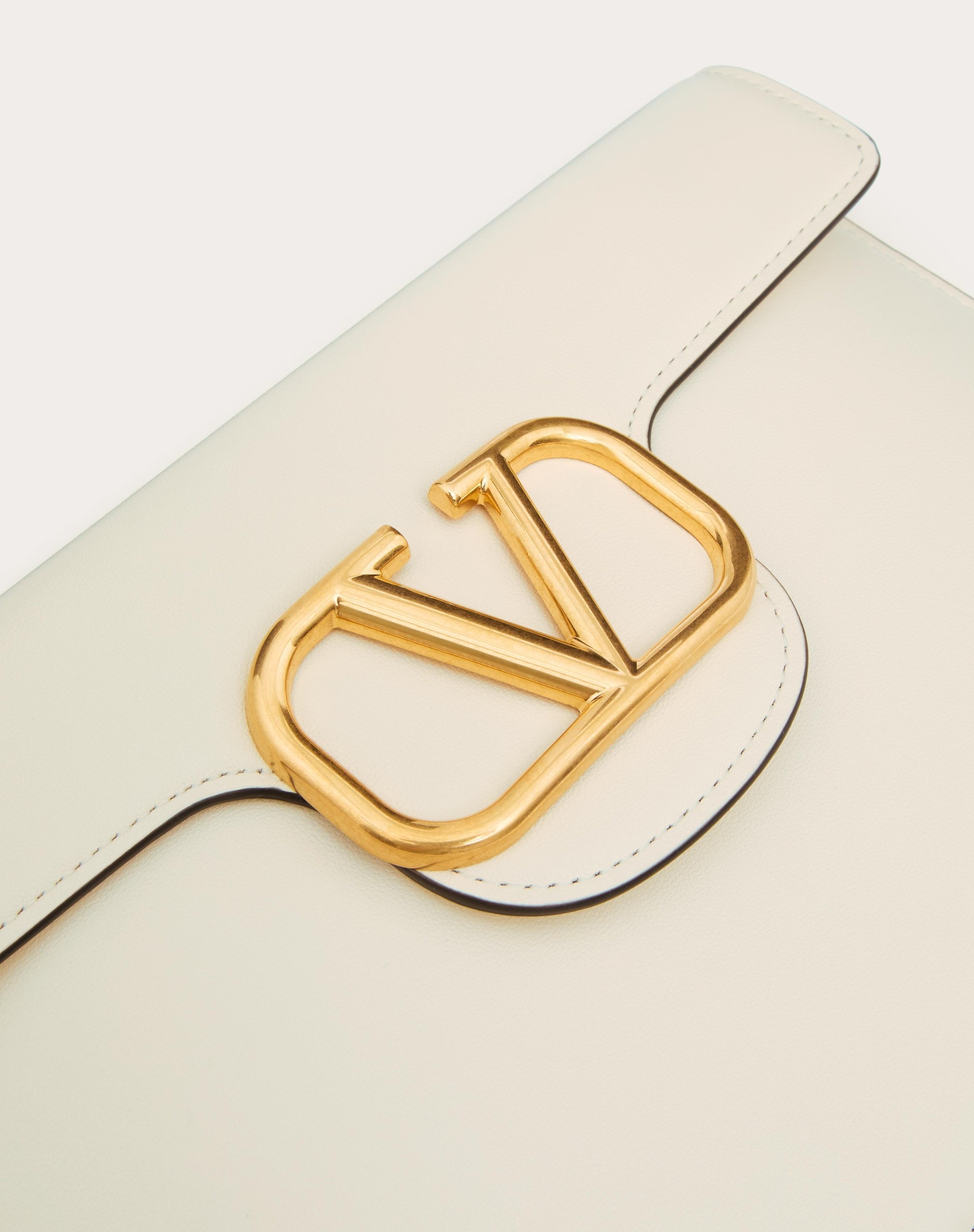 VALENTINO GARAVANI LOCÒ CALFSKIN CLUTCH BAG - 7