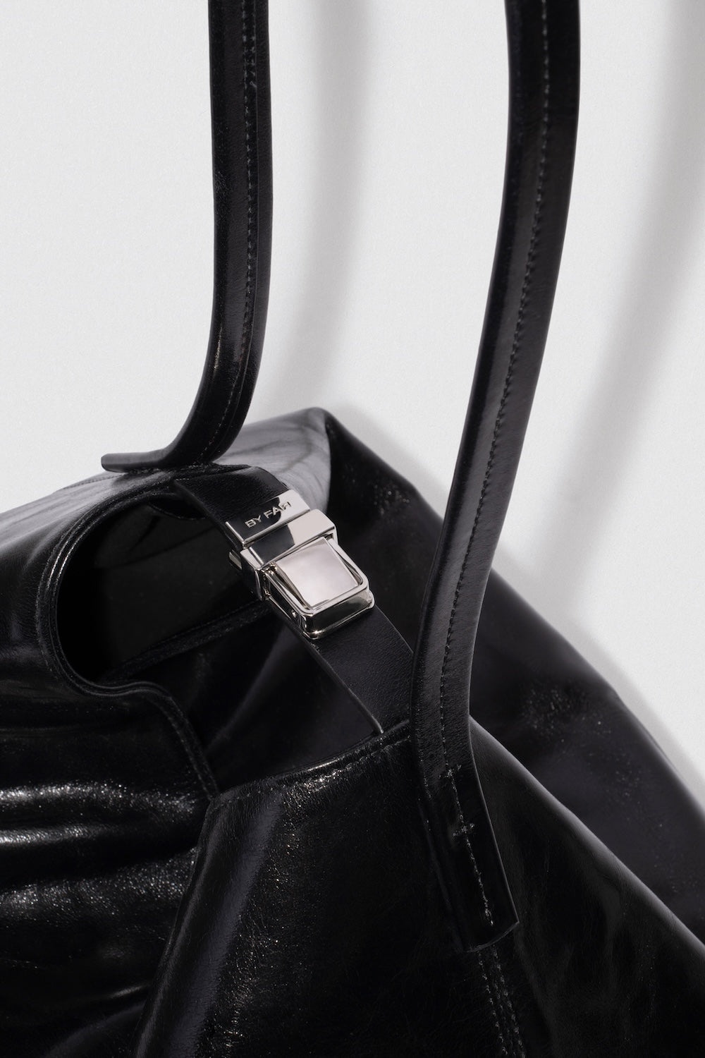 MAXI BEA BLACK CREASED CALF LEATHER HOBO BAG - 3