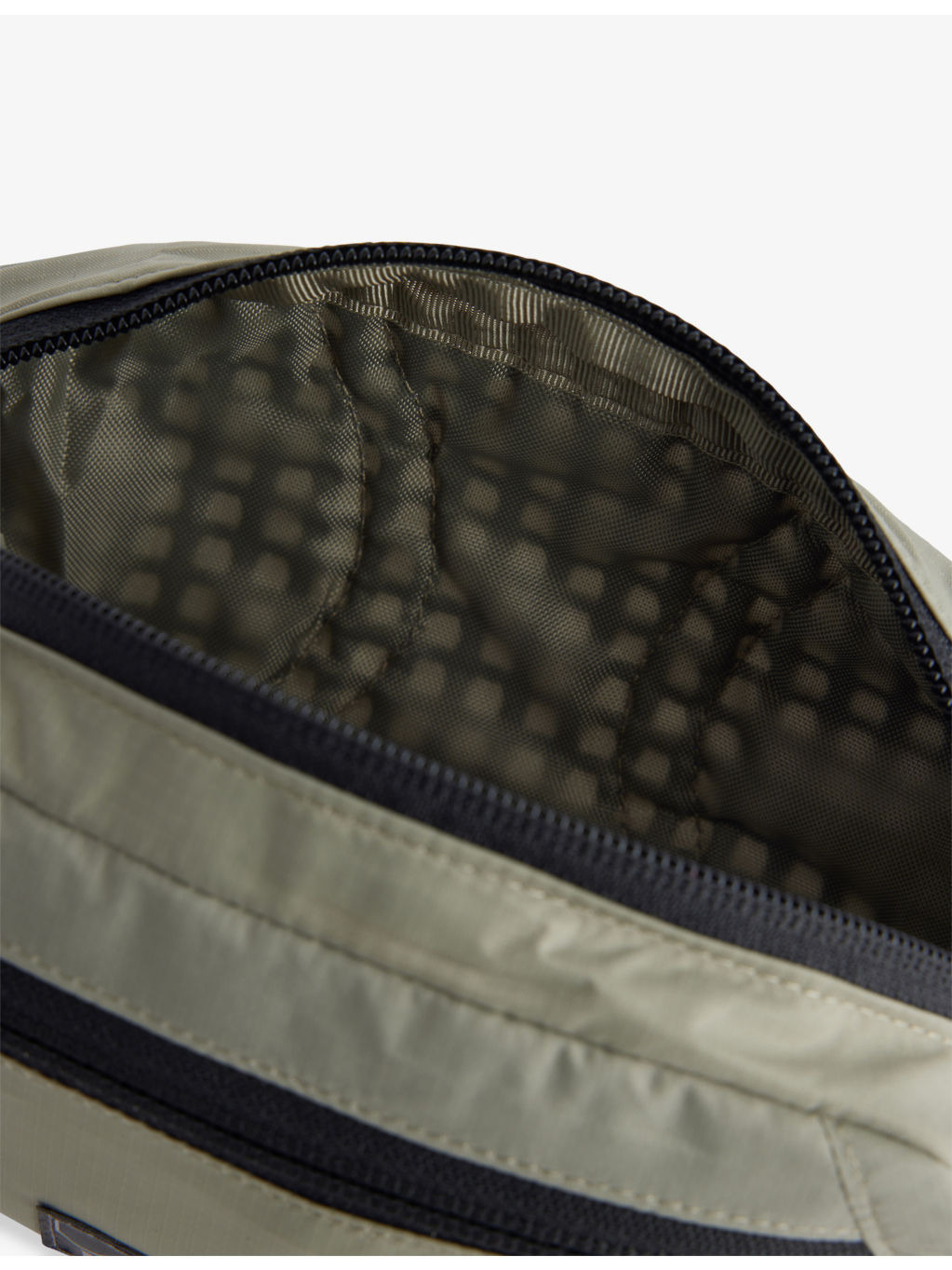 Terravia Mini shell Hip-Pack Bag - 4