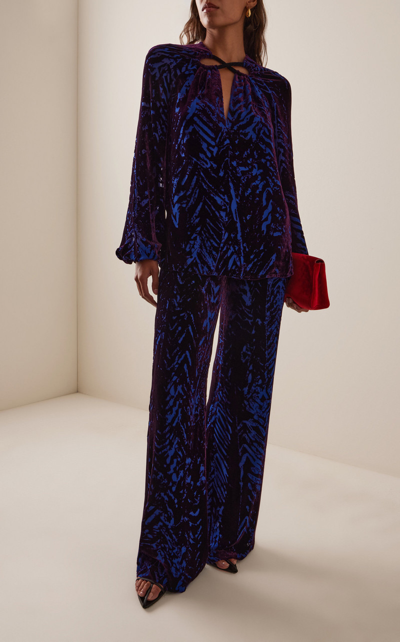 SILVIA TCHERASSI Como Velvet Pants navy outlook