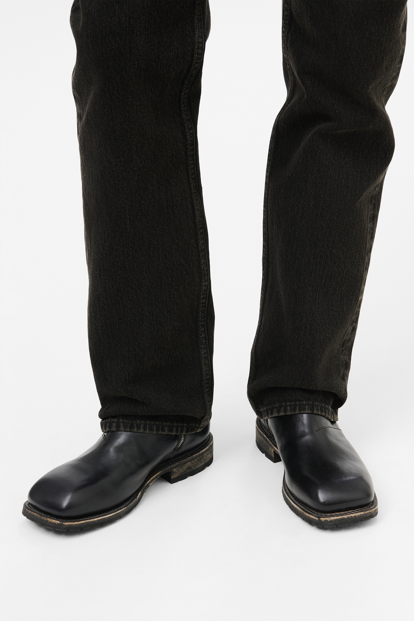 Engine Boot Deep Black Leather - 5