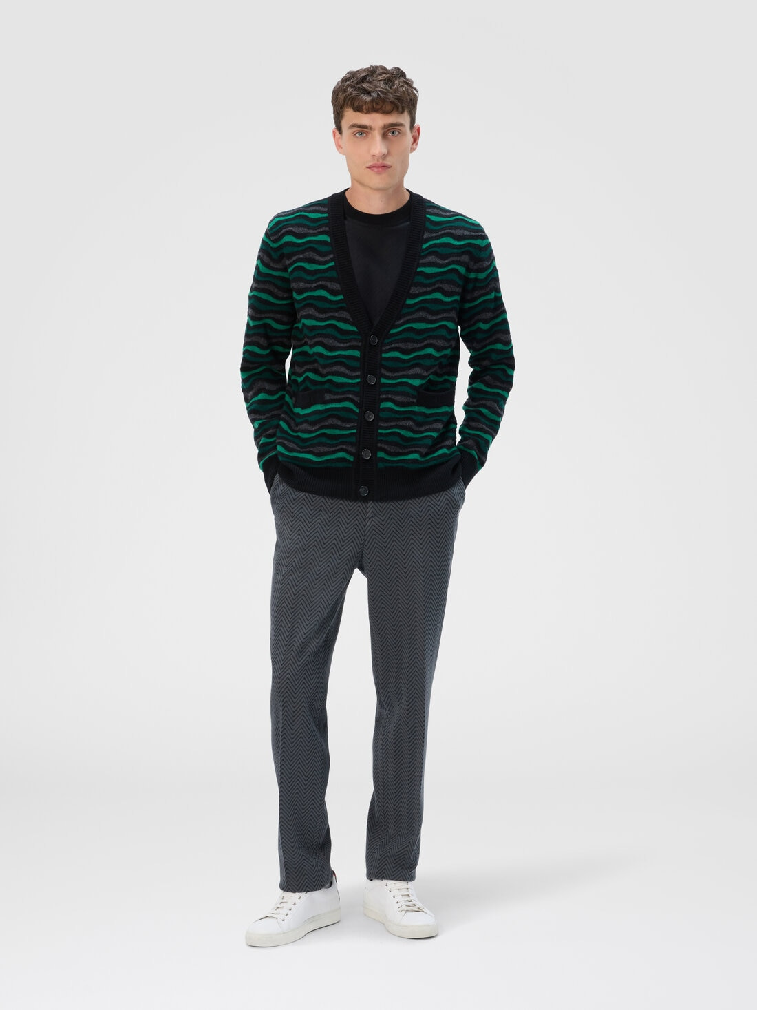 Cardigan in Pure Wool with Wave Stitch - 2