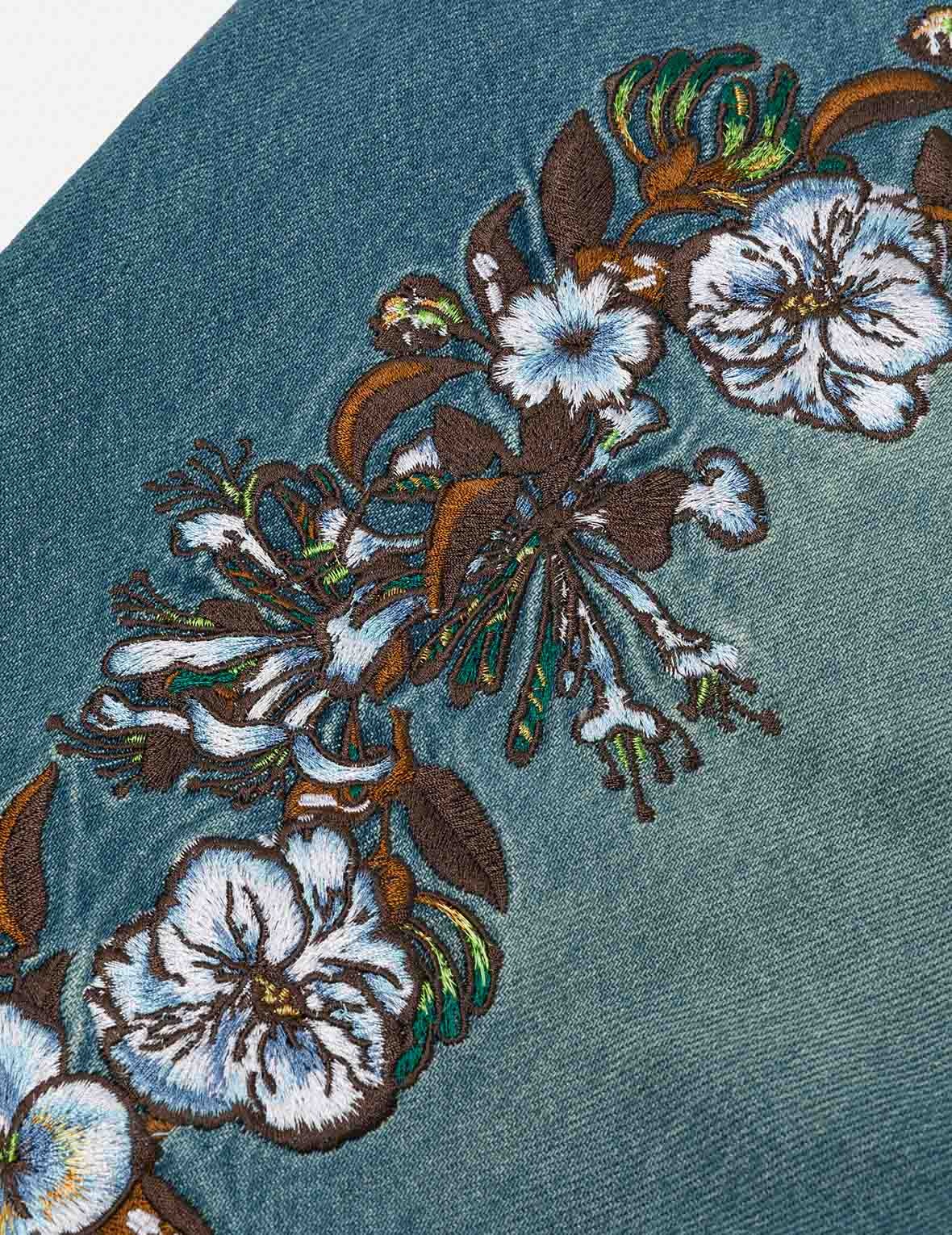 Floral Daicock Embroidery Regular Fit Denim Shorts - 6