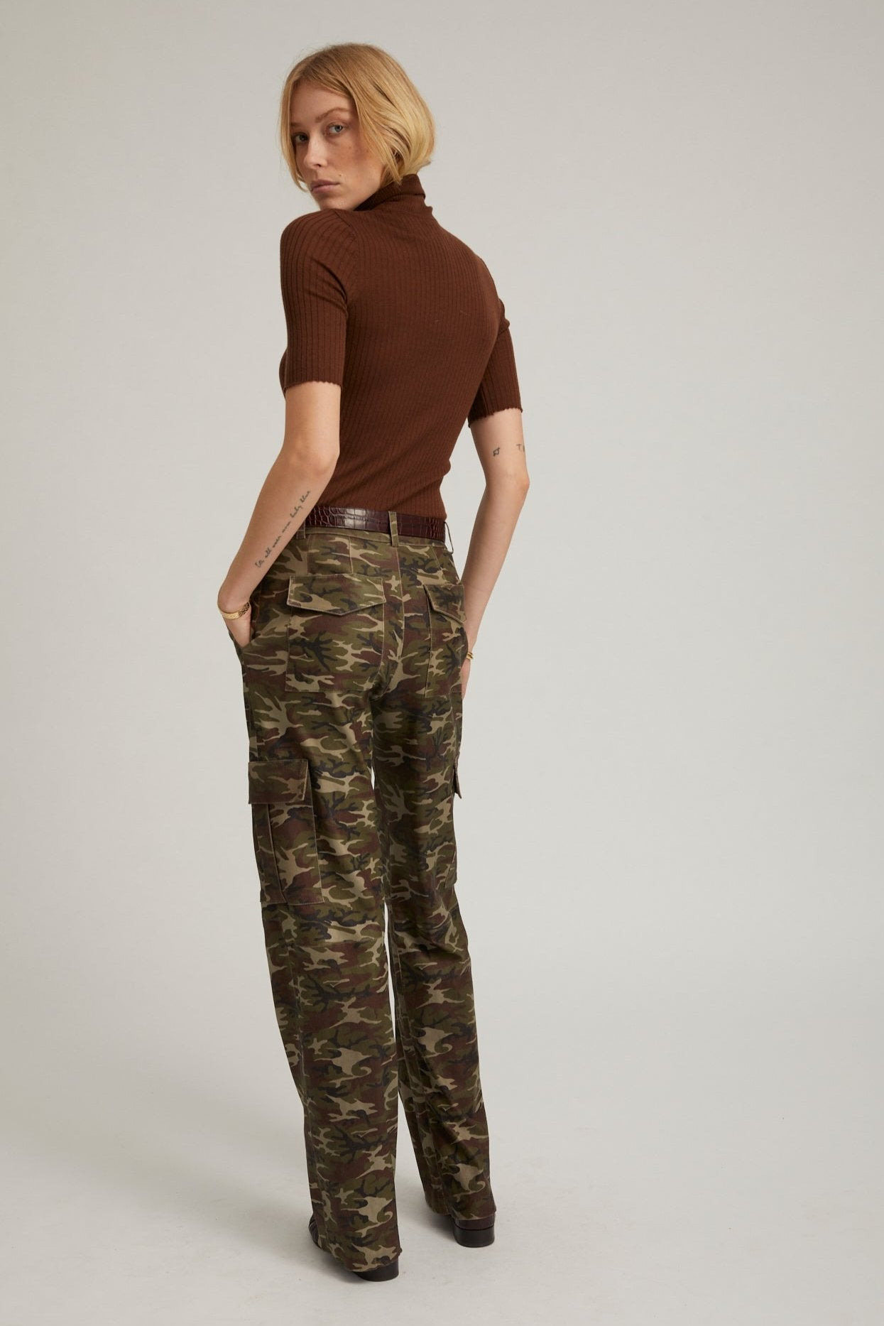 CAMOUFLAGE LEATHER CARGO TROUSERS - 4