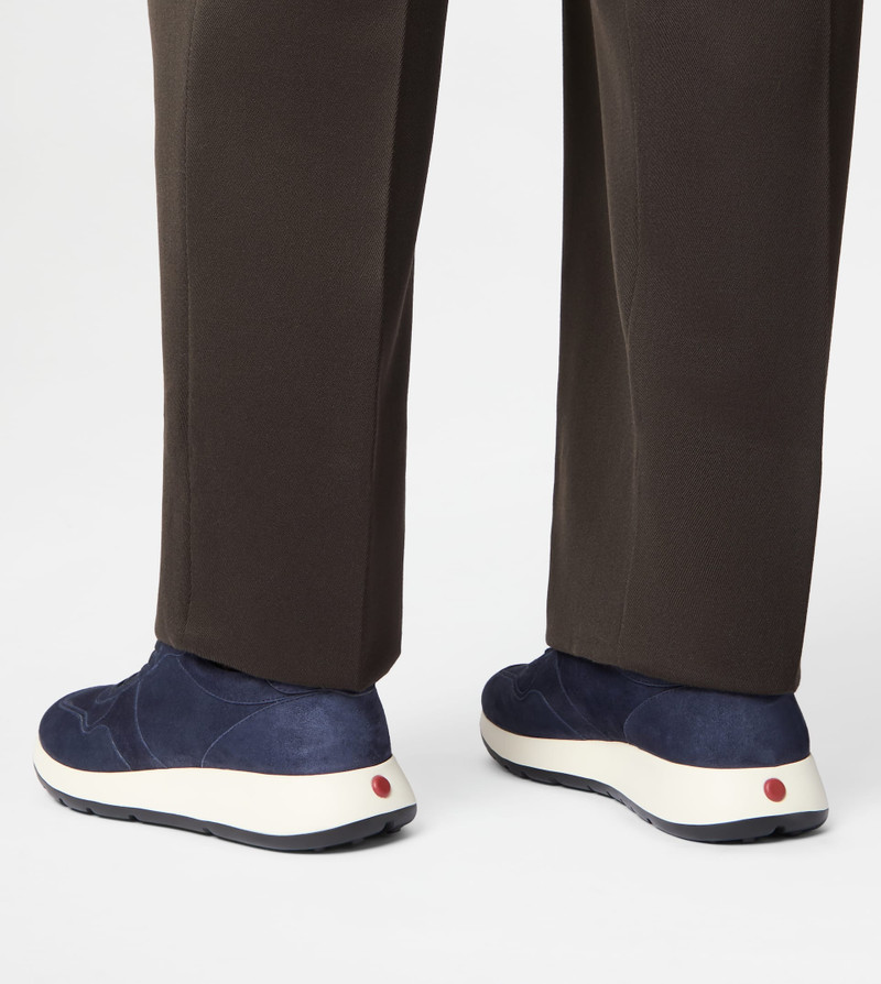 Tod's SNEAKERS IN SUEDE - BLUE outlook