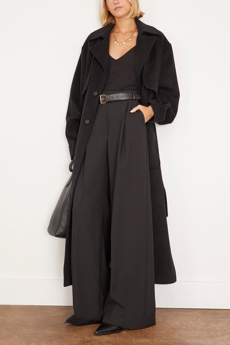 LA COLLECTION Dalida Trouser in Black outlook