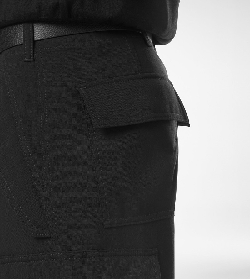 TOM FORD WOOL CASHMERE SILK REPS CARGO PANT outlook